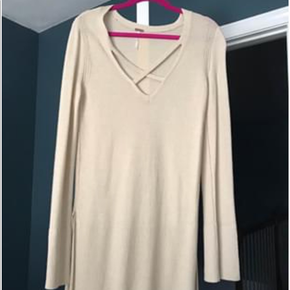 Free people sweater never worn